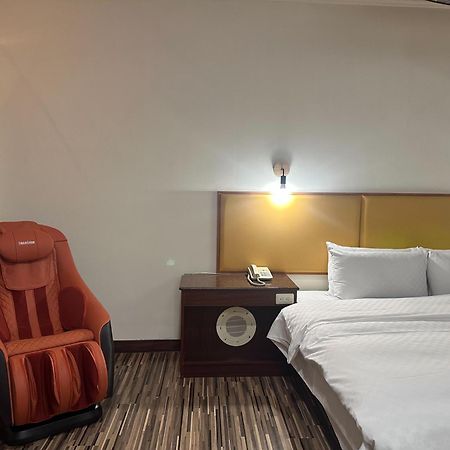 Hua Du Motel Jiji Dış mekan fotoğraf