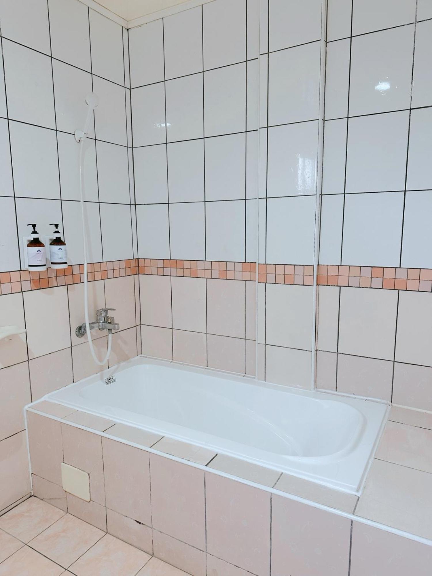 Hua Du Motel Jiji Dış mekan fotoğraf