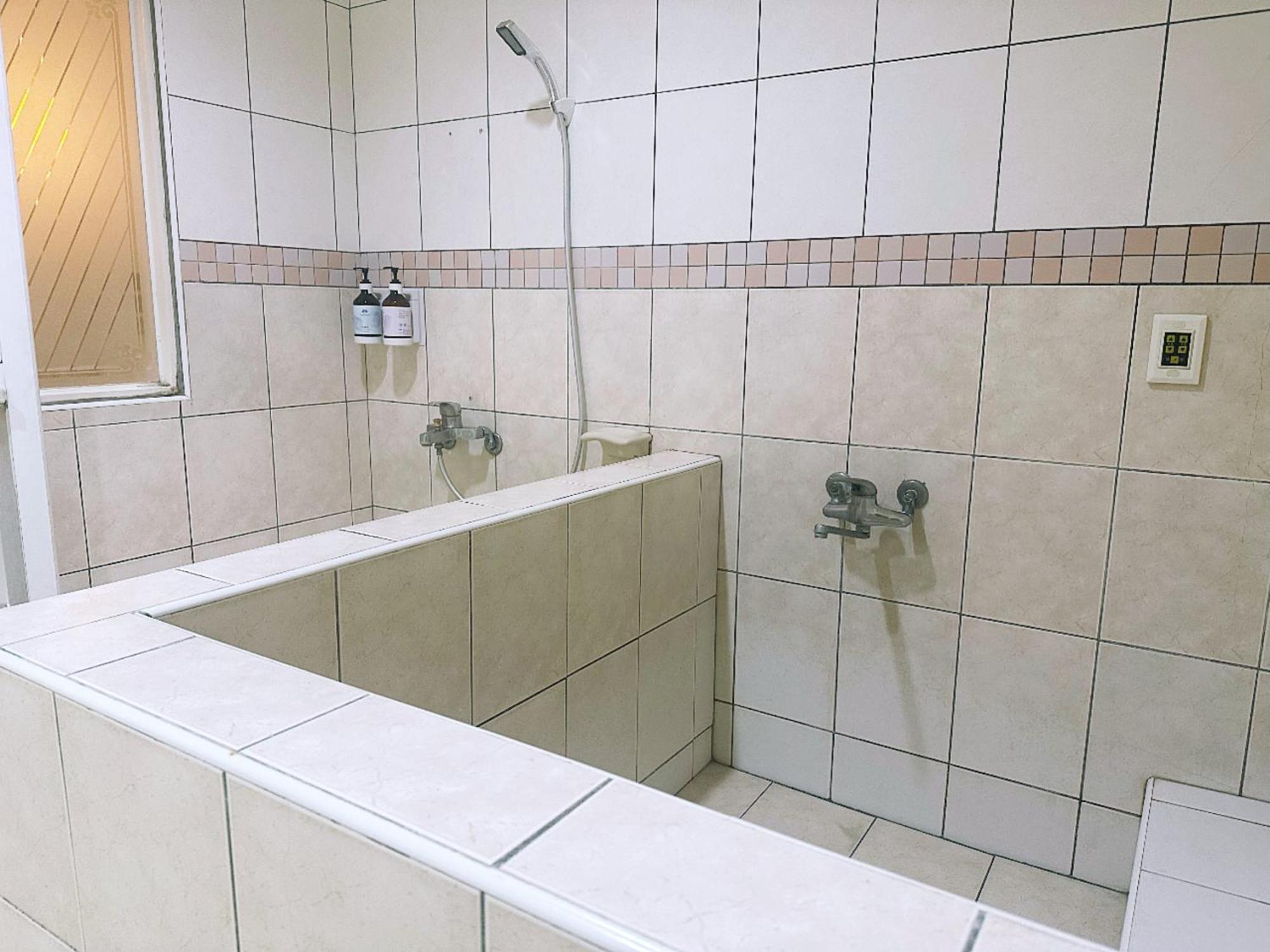 Hua Du Motel Jiji Dış mekan fotoğraf